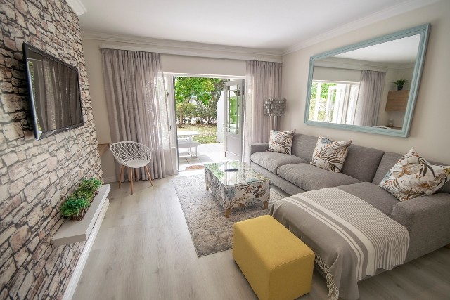1 RIVER CLUB VILLAS